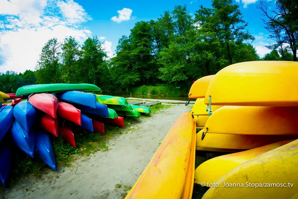 Kajaki na Roztoczu z wypożyczalni U Rudego, widok ogólny.